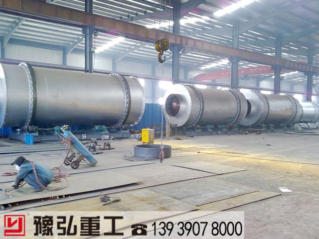 石英砂烘干機(jī)廠區(qū) 石英砂烘干機(jī)廠區(qū)